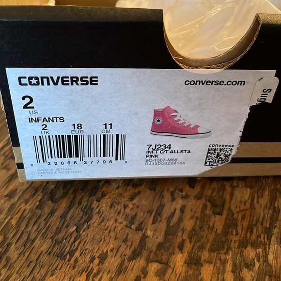 EUC LIKE NEW Converse Lace-up Chuck Taylor’s for Infants & Toddlers Sz 2 PINK - Picture 9 of 9